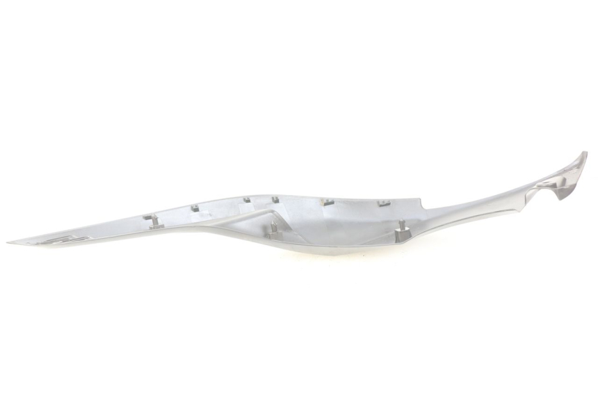 photo de RIGHT SIDE SEAT COVER YAMAHA XP T-MAX TMAX ABS 500 (2004 - 2007)