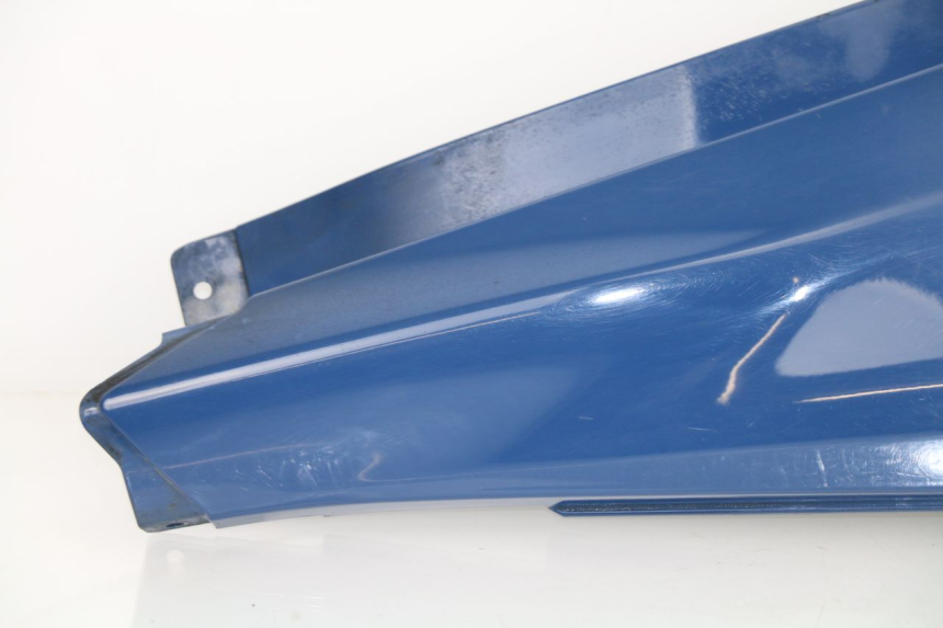 photo de RIGHT UNDERSEAT PANEL YAMAHA FJR ABS 1300 (2006 - 2012)