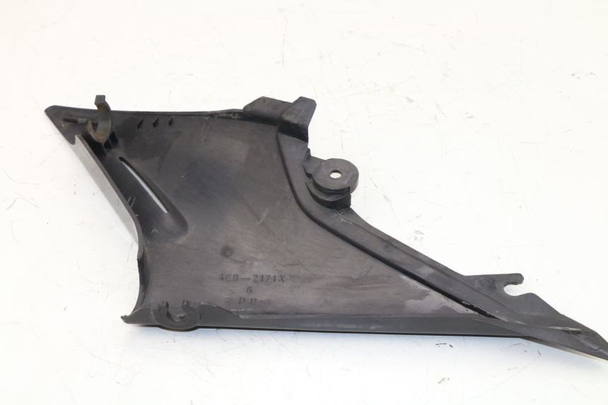 photo de RIGHT UNDERSEAT PANEL YAMAHA XJN DIVERSION 600 (2000 - 2003)