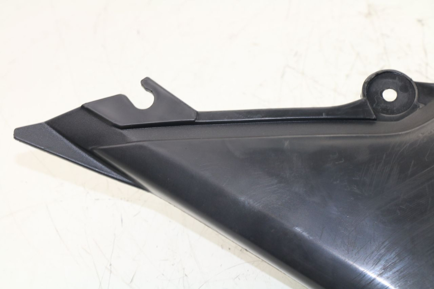 photo de RIGHT UNDERSEAT PANEL YAMAHA XJS DIVERSION 600 (1997 - 1999)