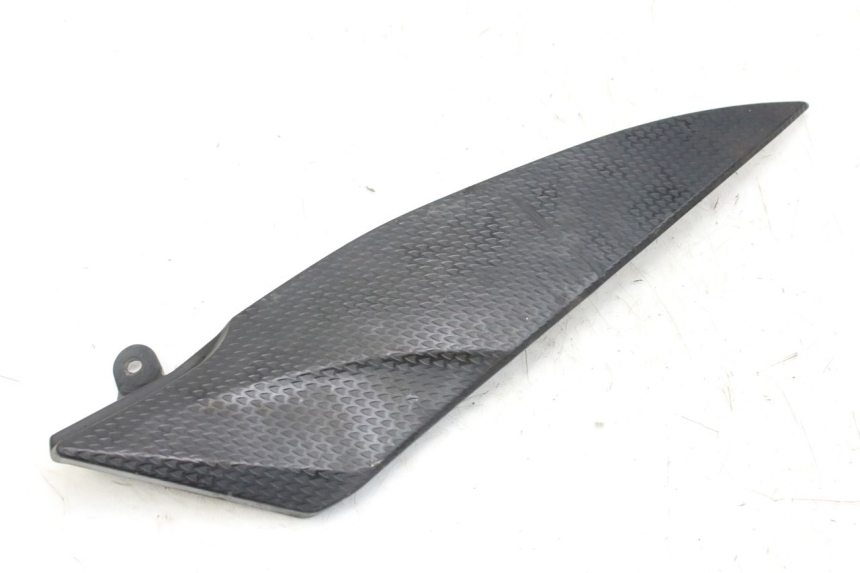photo de RIGHT SIDE SEAT COVER YAMAHA YZF R1 1000 (2007 - 2008)