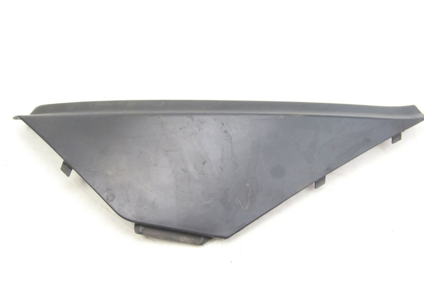 photo de LEFT UNDERSEAT COVER APRILIA ATLANTIC 500 (2002 - 2003)