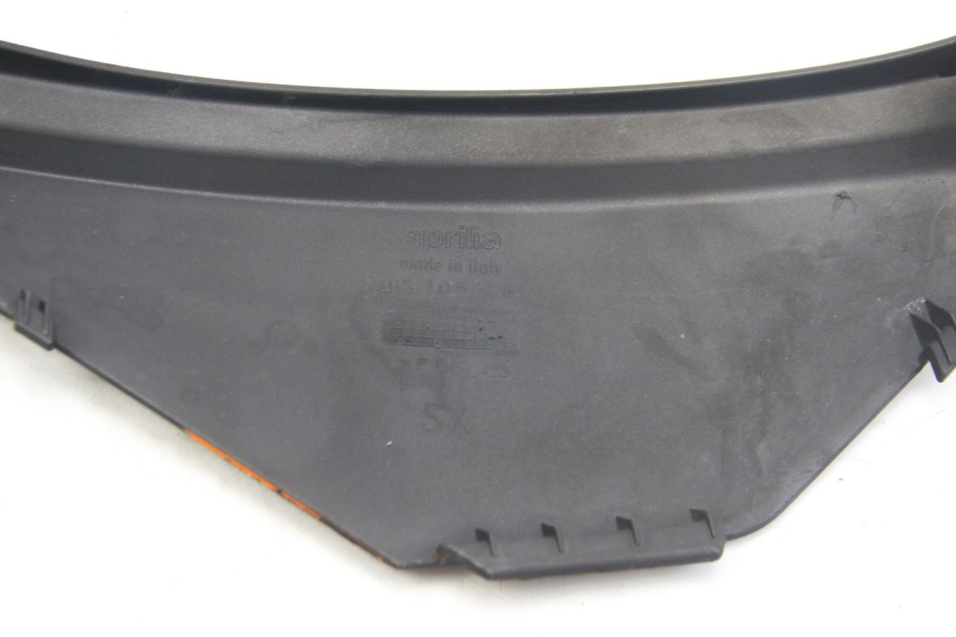 photo de LEFT UNDERSEAT COVER APRILIA ATLANTIC 500 (2002 - 2003)