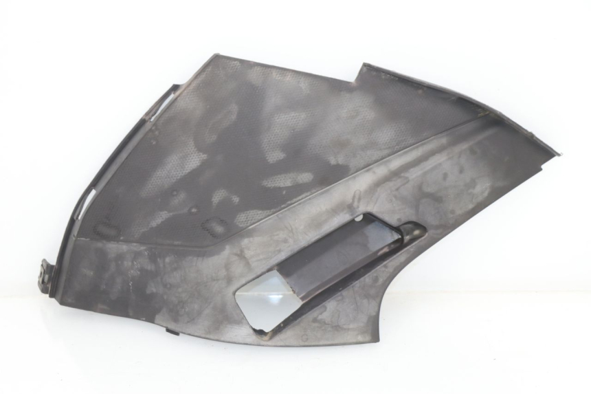 photo de LEFT UNDERSEAT PANEL APRILIA SPORT CITY SPORTCITY 125 (2005 - 2008)
