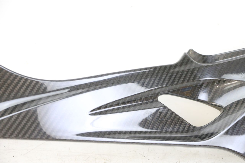 photo de LEFT UNDERSEAT PANEL BMW S RR ABS S1000RR 1000 (2015 - 2018)