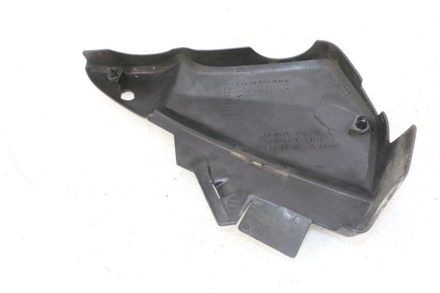 photo de LEFT UNDERSEAT COVER HONDA CBF 500 (2004 - 2007)