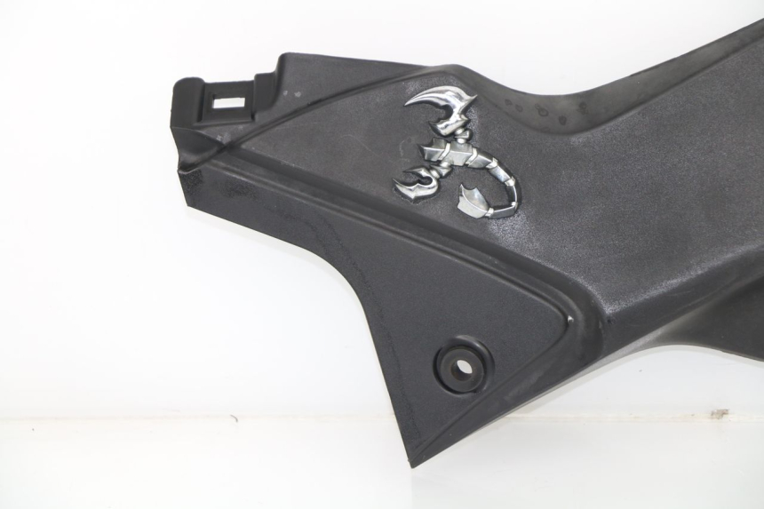 photo de LEFT UNDERSEAT PANEL HONDA CBR R 125 (2011 - 2016)