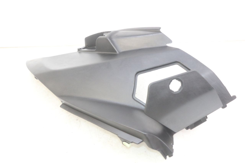 photo de LEFT UNDERSEAT COVER PEUGEOT CITYSTAR AIR 125 (2014 - 2017)