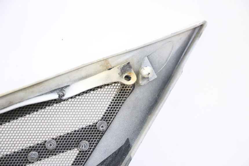 photo de LEFT UNDERSEAT PANEL YAMAHA FJ 36Y 1100 (1984 - 1985)