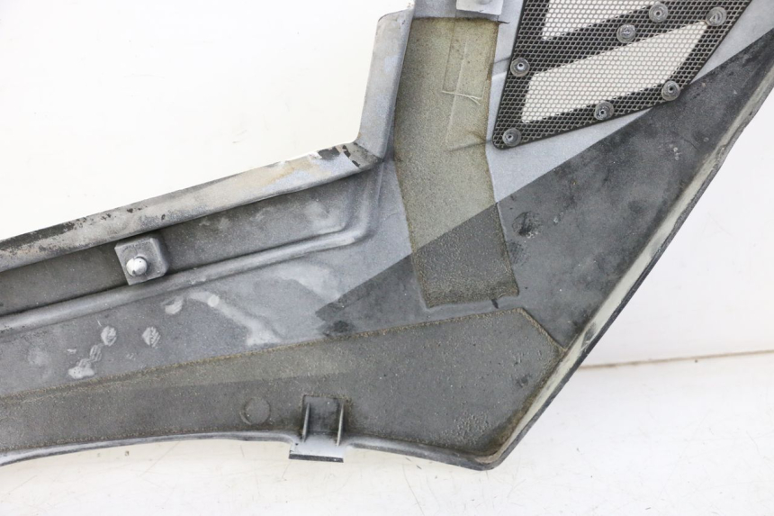 photo de LEFT UNDERSEAT PANEL YAMAHA FJ 36Y 1100 (1984 - 1985)