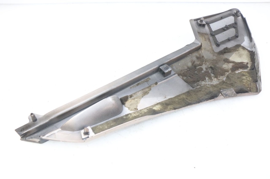 photo de LEFT UNDERSEAT COVER YAMAHA FJ 3CX 1200 (1986 - 1996)
