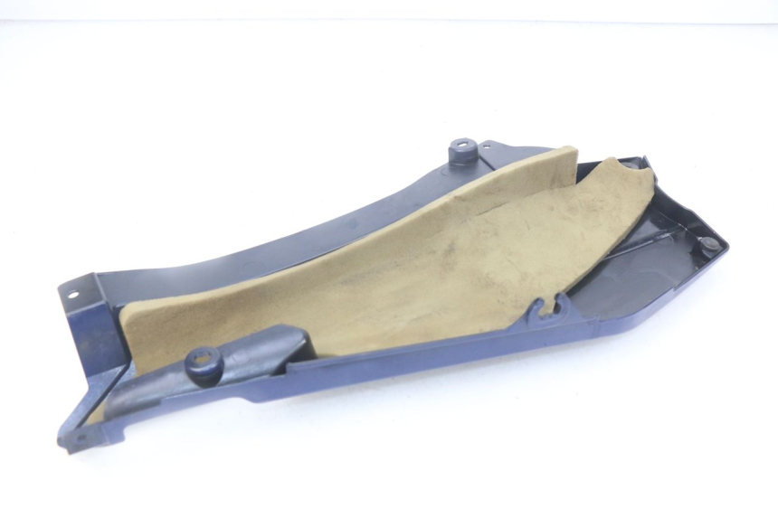 photo de LEFT UNDERSEAT COVER YAMAHA FJR ABS 1300 (2016 - 2020)
