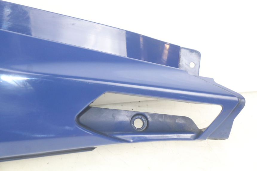 photo de LEFT UNDERSEAT COVER YAMAHA FJR ABS 1300 (2016 - 2020)