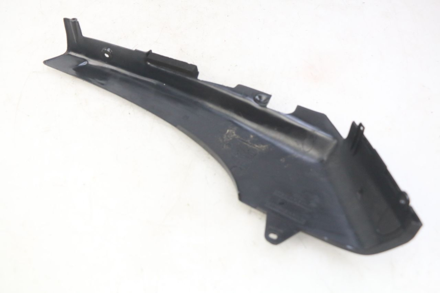 photo de LEFT UNDERSEAT COVER PEUGEOT FOX 50 (1995 - 2003)