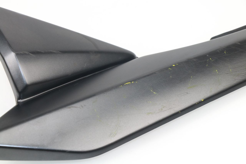photo de LEFT UNDERSEAT PANEL SUZUKI GSF N BANDIT 1250 (2007 - 2010)