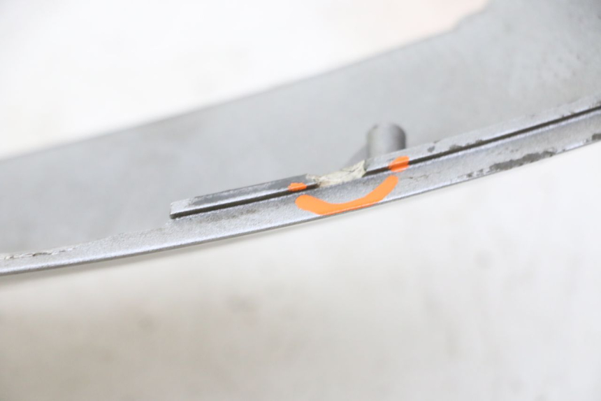 photo de LEFT UNDERSEAT PANEL DAELIM HISTORY 125 (2001 - 2002)