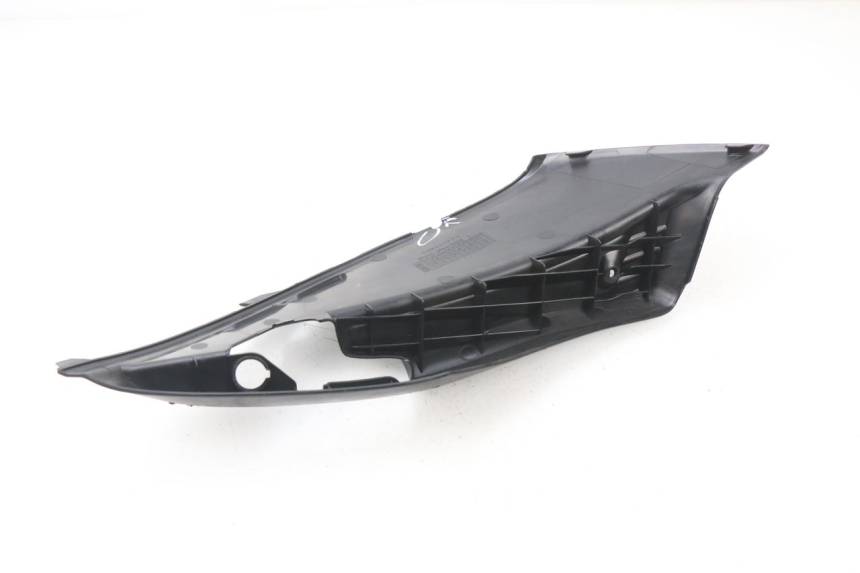 photo de LEFT UNDERSEAT PANEL HONDA NHX LEAD 110 (2008 - 2010)