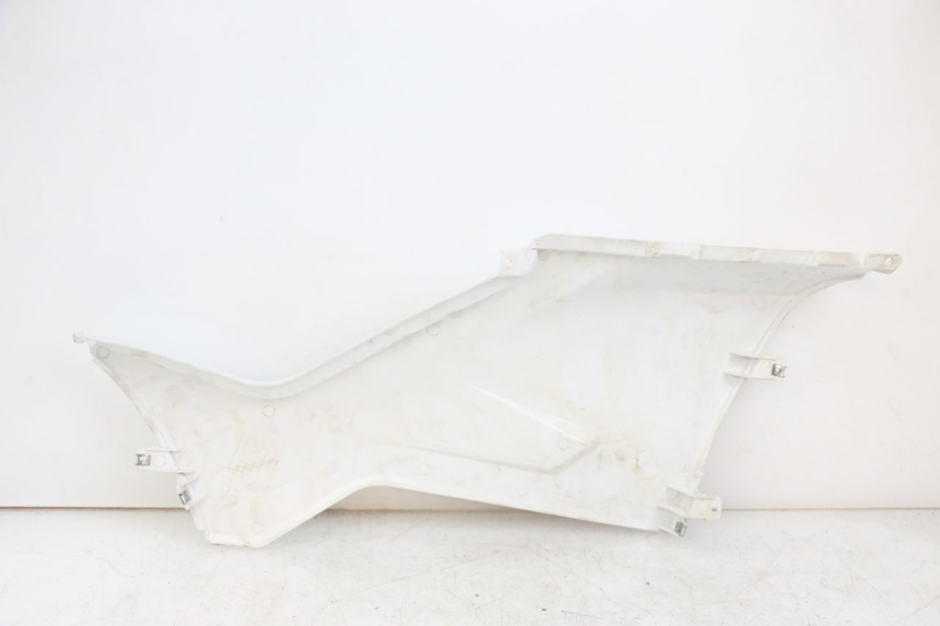 photo de LEFT UNDERSEAT COVER HYTRACK ST 170 (2020 - 2024)