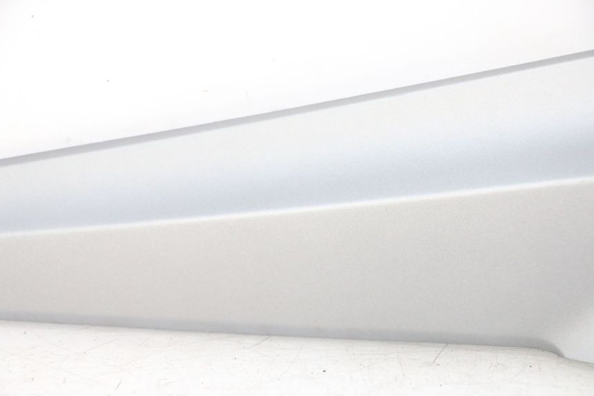 photo de LEFT UNDERSEAT PANEL SYM JOYMAX 125 (2010 - 2017)