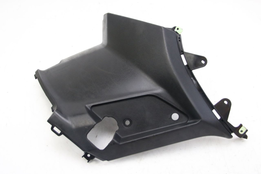 photo de LEFT UNDERSEAT COVER PEUGEOT KISBEE 2T 50 (2018 - 2022)
