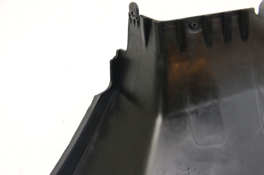 photo de LEFT UNDERSEAT COVER PEUGEOT KISBEE 2T 50 (2018 - 2022)