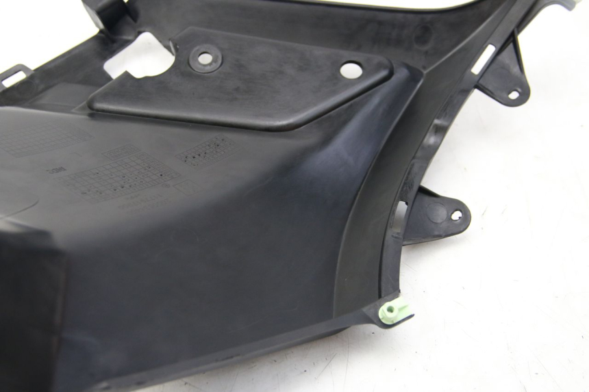 photo de LEFT UNDERSEAT COVER PEUGEOT KISBEE 2T 50 (2018 - 2022)