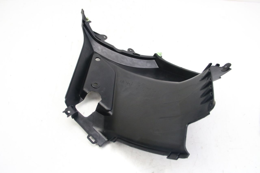 photo de LEFT UNDERSEAT COVER PEUGEOT KISBEE 2T 50 (2018 - 2022)