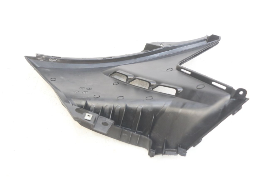 photo de LEFT UNDERSEAT COVER KYMCO AGILITY 16+ 4T 50 (2018 - 2023)