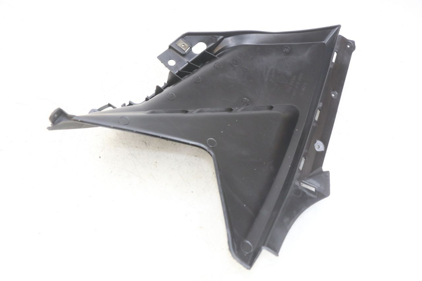 photo de LEFT UNDERSEAT COVER KYMCO AGILITY 16+ 4T 50 (2018 - 2023)