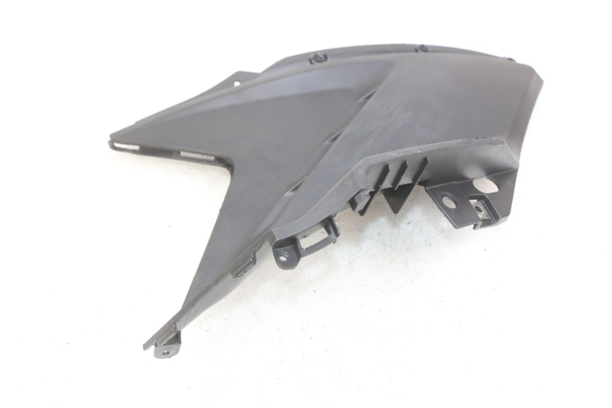photo de LEFT UNDERSEAT COVER KYMCO AGILITY 16+ 4T 50 (2018 - 2023)