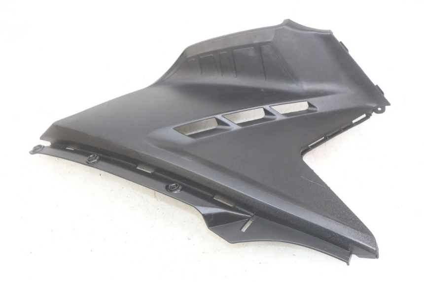 photo de LEFT UNDERSEAT COVER KYMCO AGILITY 16+ 4T 50 (2018 - 2023)