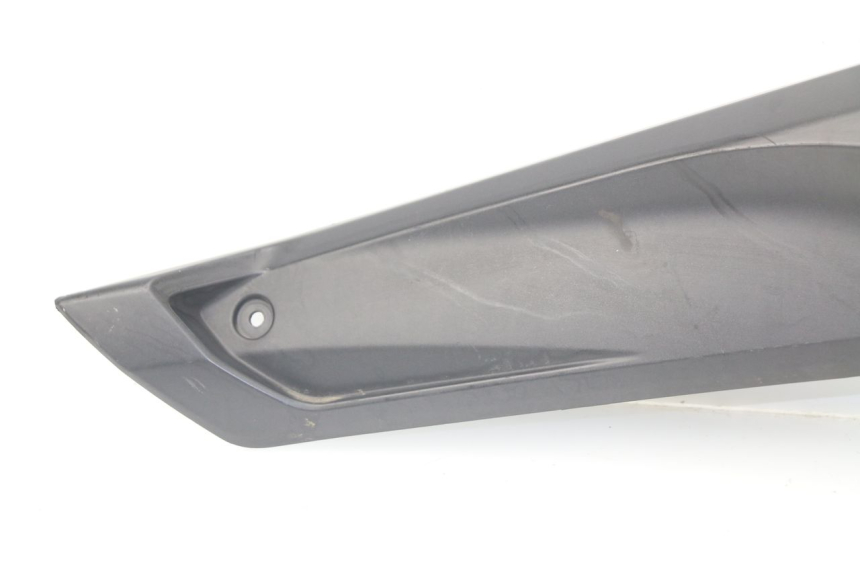 photo de LEFT UNDERSEAT PANEL MBK EVOLIS 125 (2014 - 2018)