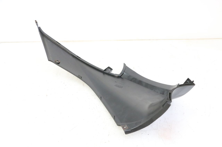 photo de LEFT UNDERSEAT PANEL MBK OVETTO ONE 2T 50 (2013 - 2017)
