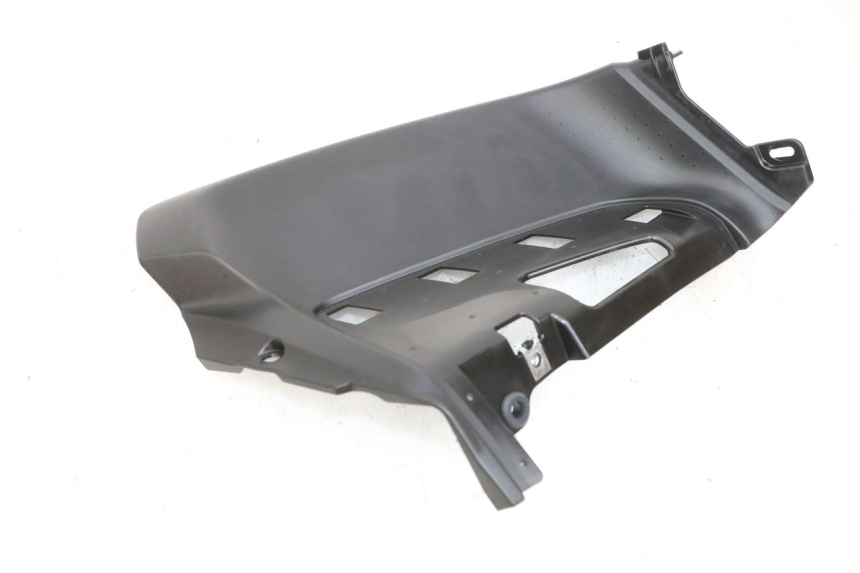 photo de LEFT UNDERSEAT PANEL YAMAHA NEO'S CORE 1 (2022 - 2026) - Surface and material condition