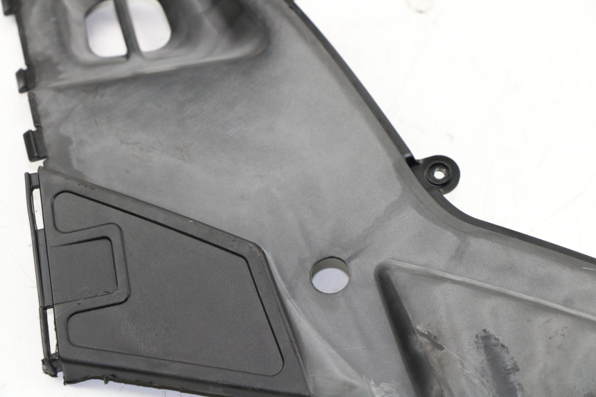 photo de LEFT UNDERSEAT PANEL KYMCO PEOPLE S 125 (2000 - 2008)