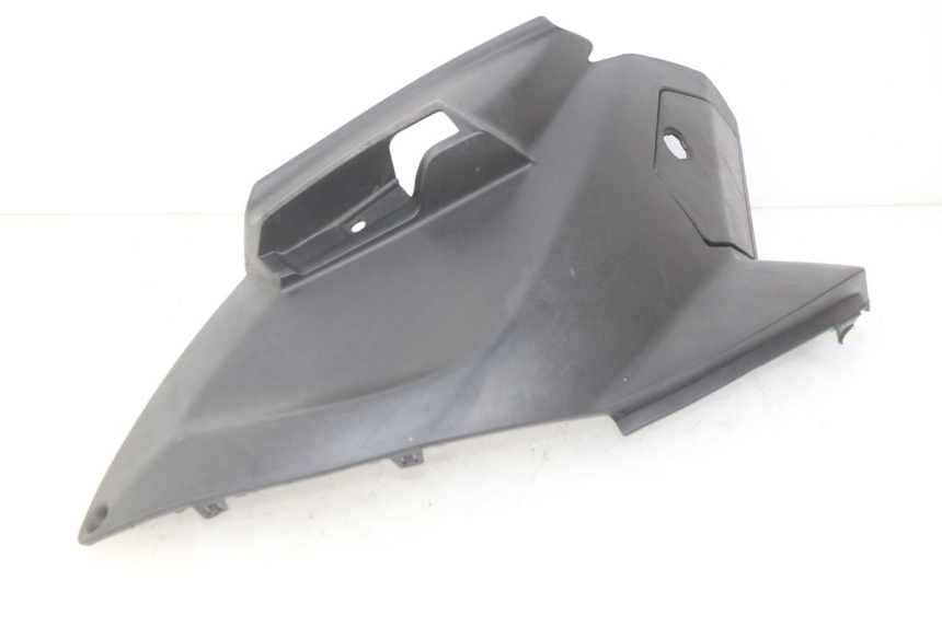 photo de LEFT UNDERSEAT COVER PEUGEOT CITYSTAR 125 (2011 - 2017)