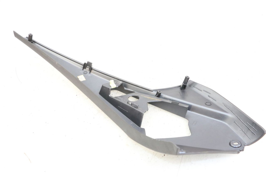 photo de LEFT UNDERSEAT PANEL PEUGEOT GEOPOLIS RS 125 (2007 - 2009)