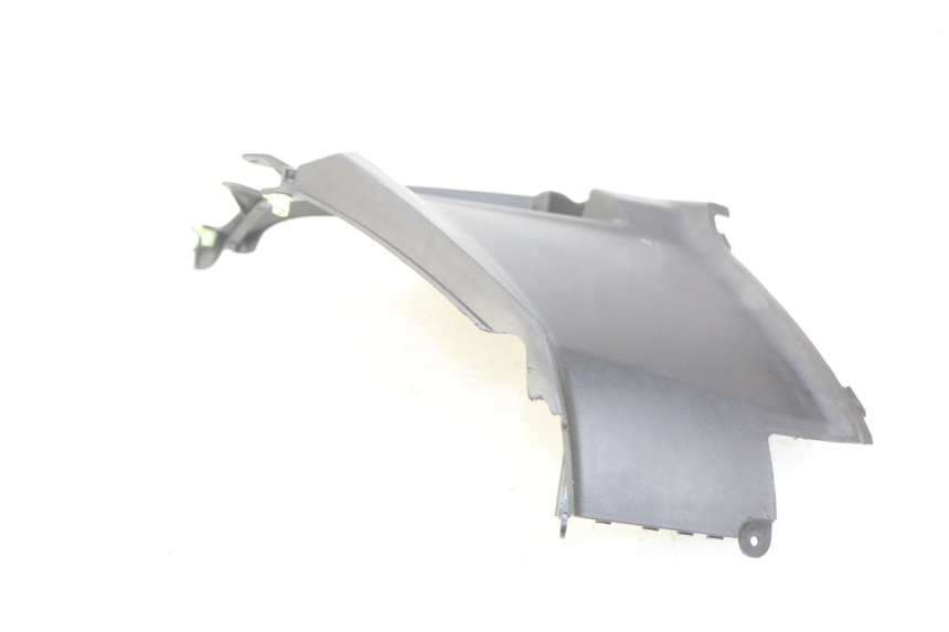 photo de LEFT UNDERSEAT COVER PEUGEOT KISBEE 4T 50 (2018 - 2022)