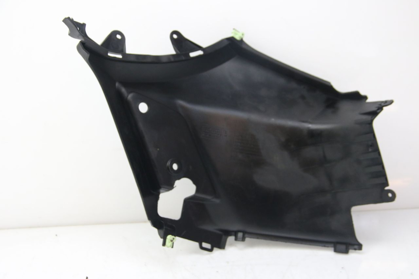 photo de LEFT UNDERSEAT COVER PEUGEOT KISBEE 4T 50 (2018 - 2022)