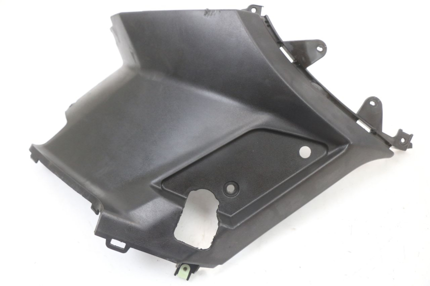 photo de LEFT UNDERSEAT PANEL PEUGEOT KISBEE 4T 50 (2010 - 2017)