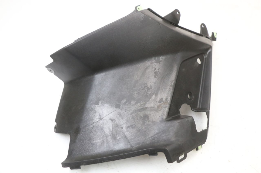 photo de LEFT UNDERSEAT PANEL PEUGEOT STREETZONE I 2T 50 (2018 - 2020)