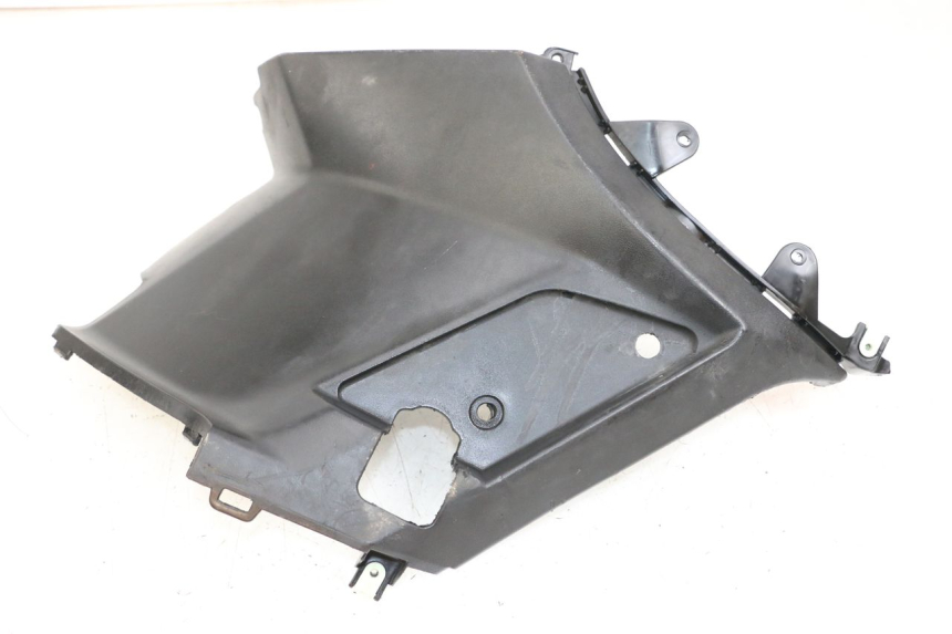 photo de LEFT UNDERSEAT PANEL PEUGEOT STREETZONE I 2T 50 (2018 - 2020)