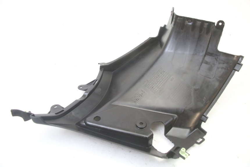 photo de LEFT UNDERSEAT PANEL PEUGEOT STREETZONE I 2T 50 (2018 - 2020)
