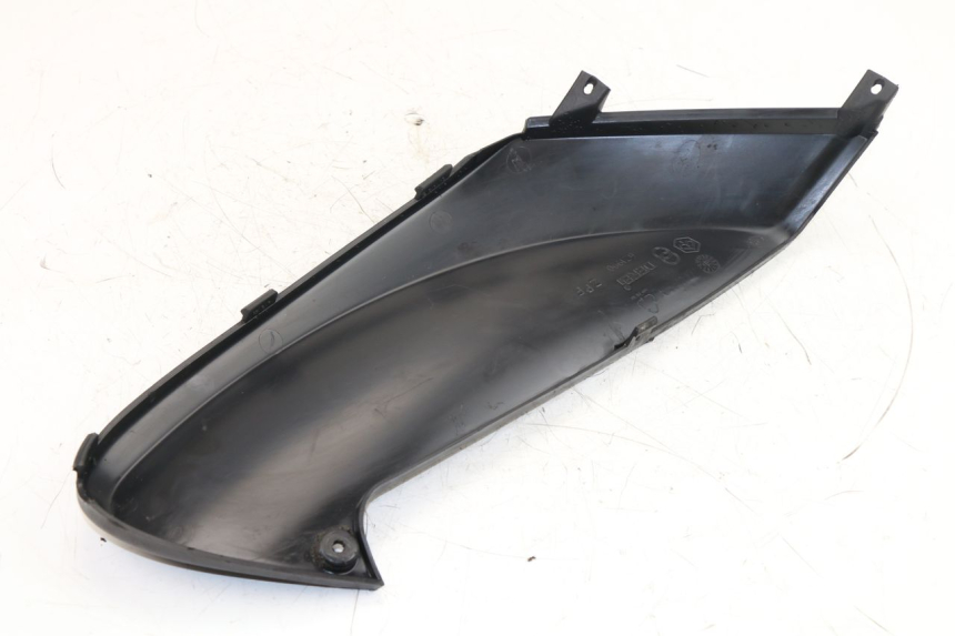 photo de LEFT UNDERSEAT COVER PIAGGIO FLY 100 (2006 - 2010)