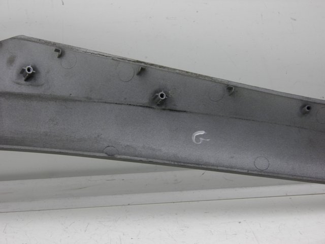 photo de LEFT UNDERSEAT PANEL PIAGGIO MP3 125 (2006 - 2014)