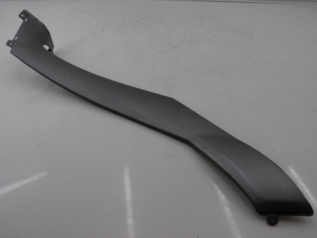 photo de LEFT UNDERSEAT PANEL PIAGGIO MP3 125 (2006 - 2014)