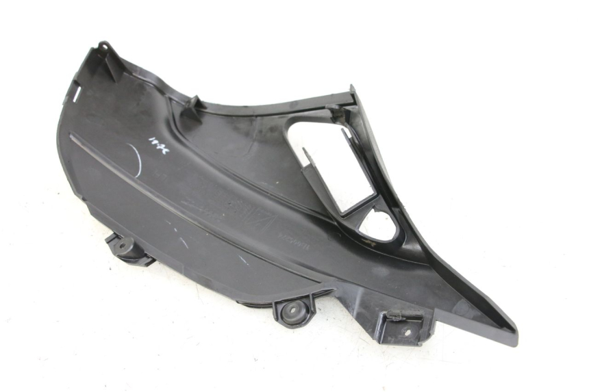 photo de LEFT UNDERSEAT COVER PIAGGIO NEW TYPHOON 50 (2018 - 2021)