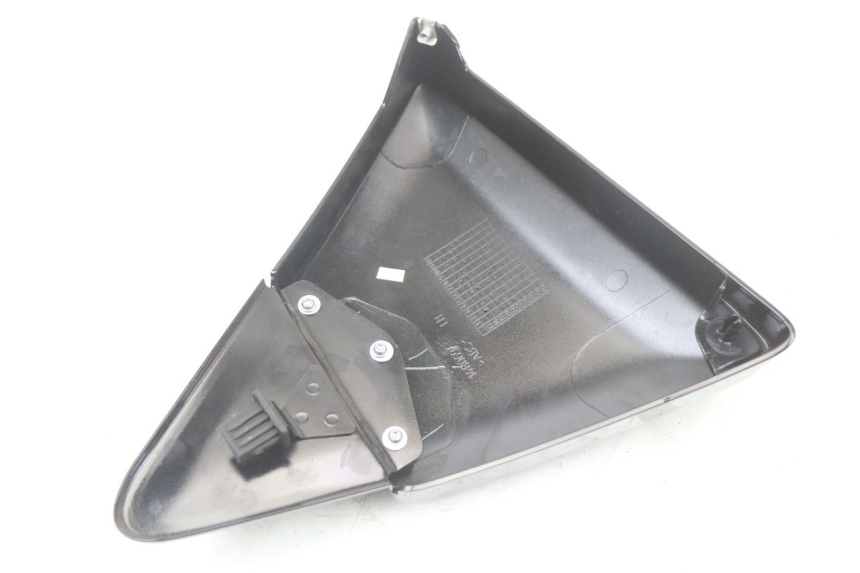 photo de LEFT UNDERSEAT PANEL ROYAL ENFIELD CONTINENTAL GT 650 (2019 - 2024)