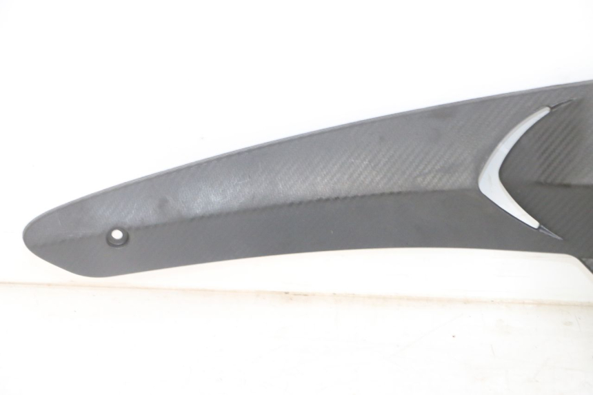 photo de LEFT UNDERSEAT PANEL GILERA RUNNER SL 50 (2006 - 2009)