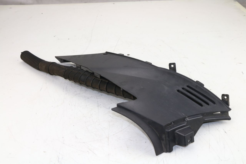 photo de LEFT UNDERSEAT COVER DAELIM S2 FI 125 (2008 - 2017)